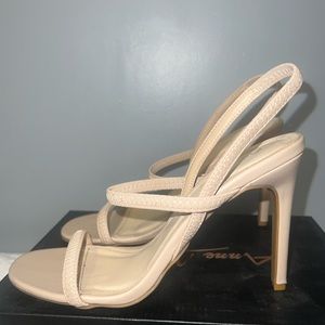 Babie nude strappy —nude